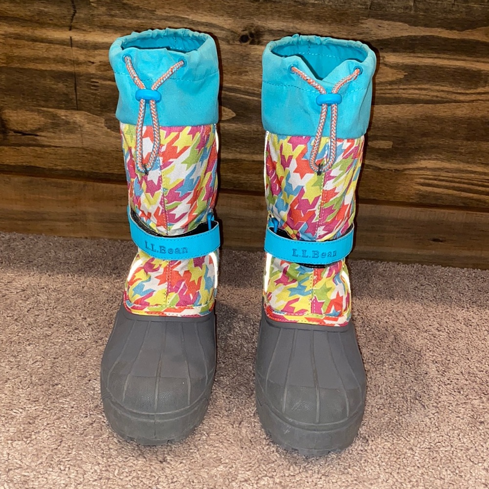 snow boots